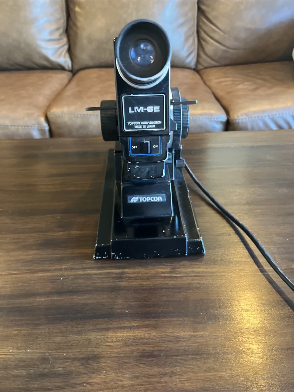 Topcon LM-6E Manual Lensmeter Optometry Instrument 120V 4