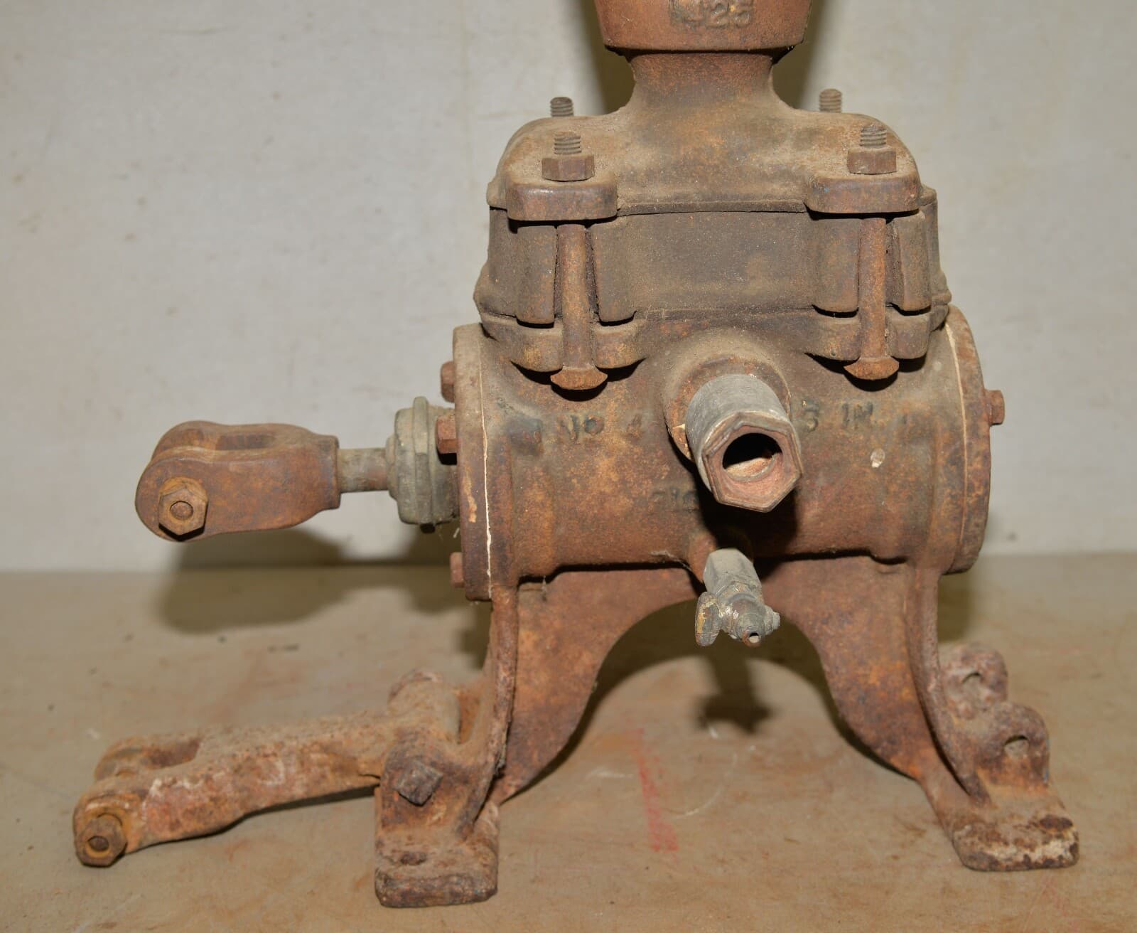 Rare antique Goulds Pump water ram hand lift garden farm ranch collectible tool 5