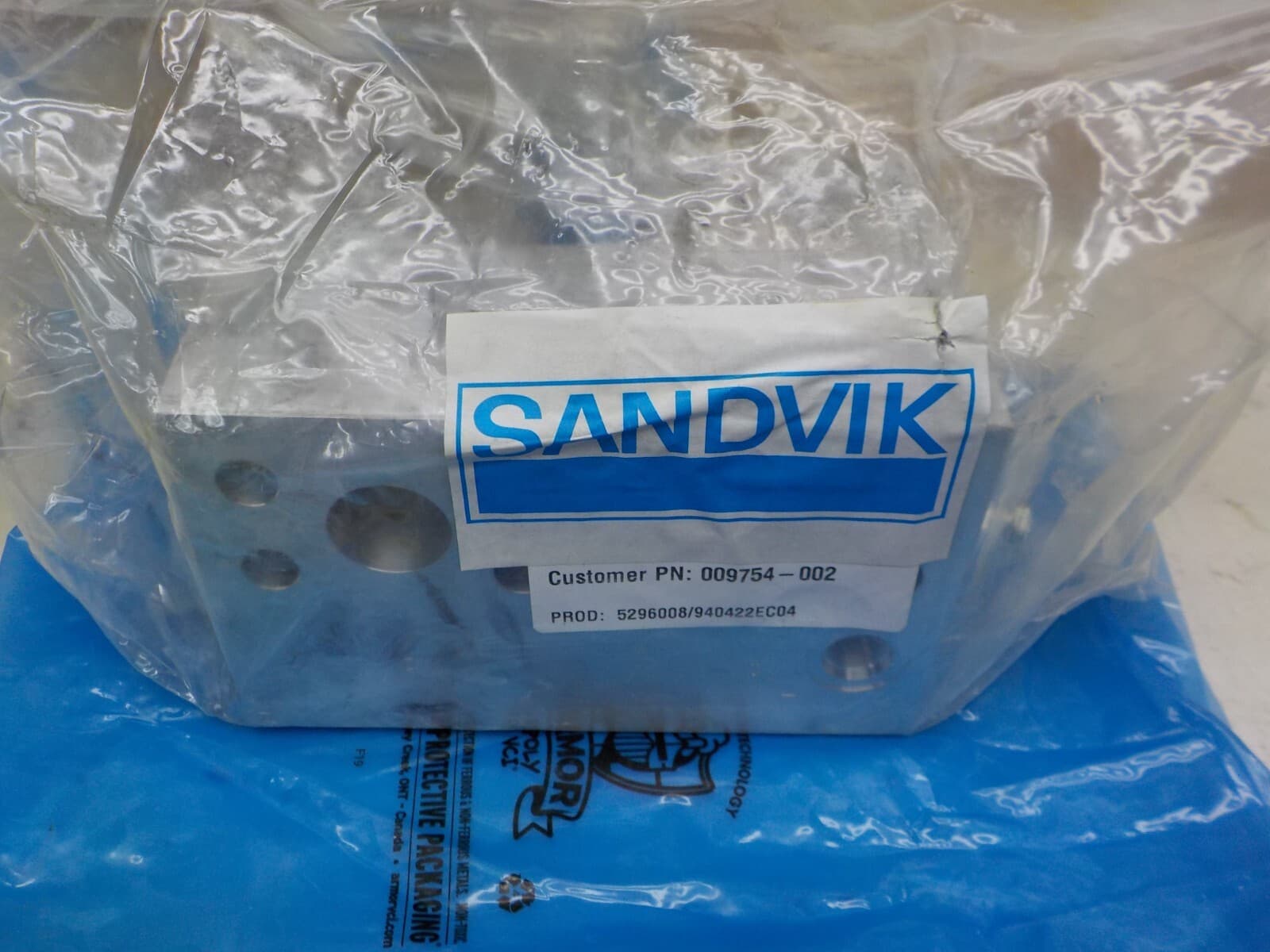 Sandvik 009754-002 Valve Shuttle, Hot Oil, 3