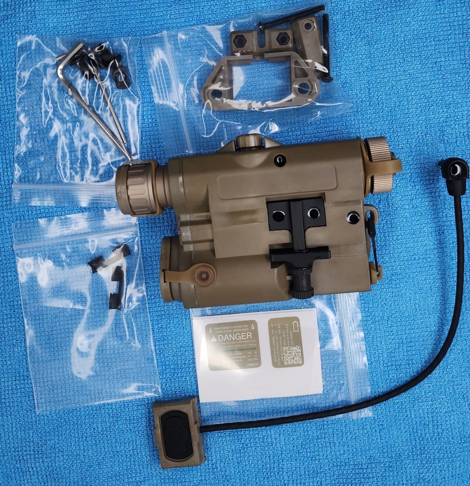 Somogear Peq 15 - Potted, Zeroable, Green Vis/IR Laser + Flashlight Newest Model 6