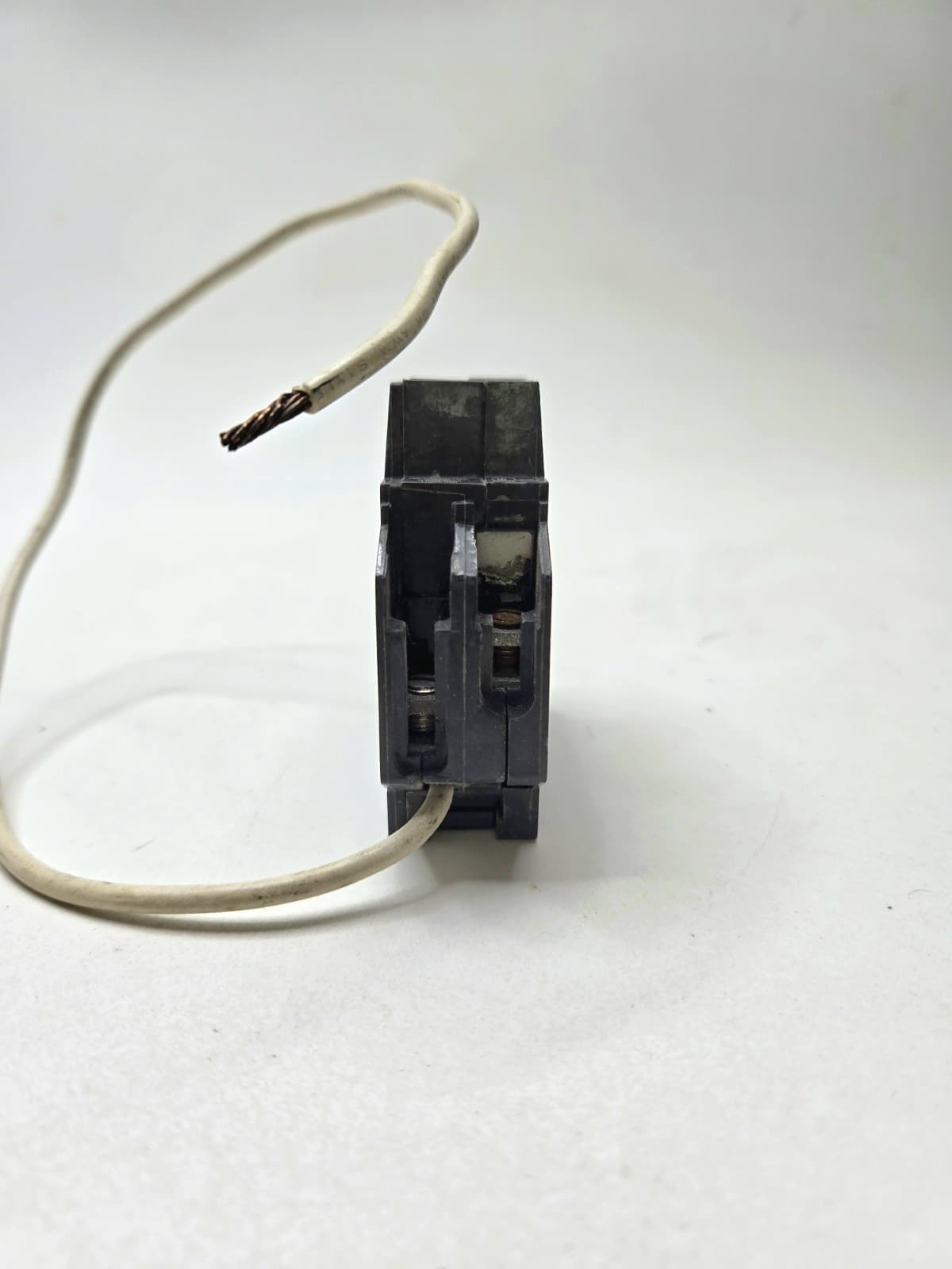 GE THQL 20 Amp GFCI Circuit Breaker 1-Pole 120V Push to Test THQL1120GF 6