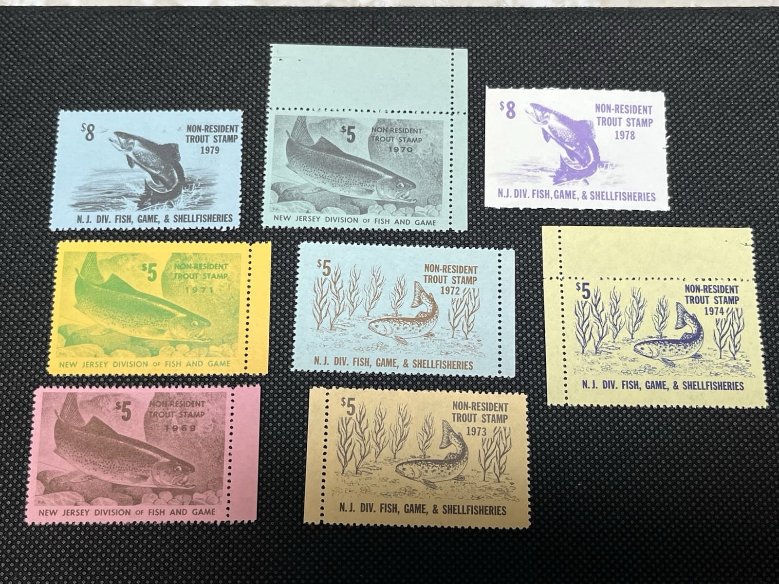 VINTAGE LOT OF 8 NEW JERSEY NON-RESIDENT TROUT STAMPS MNH Set #4