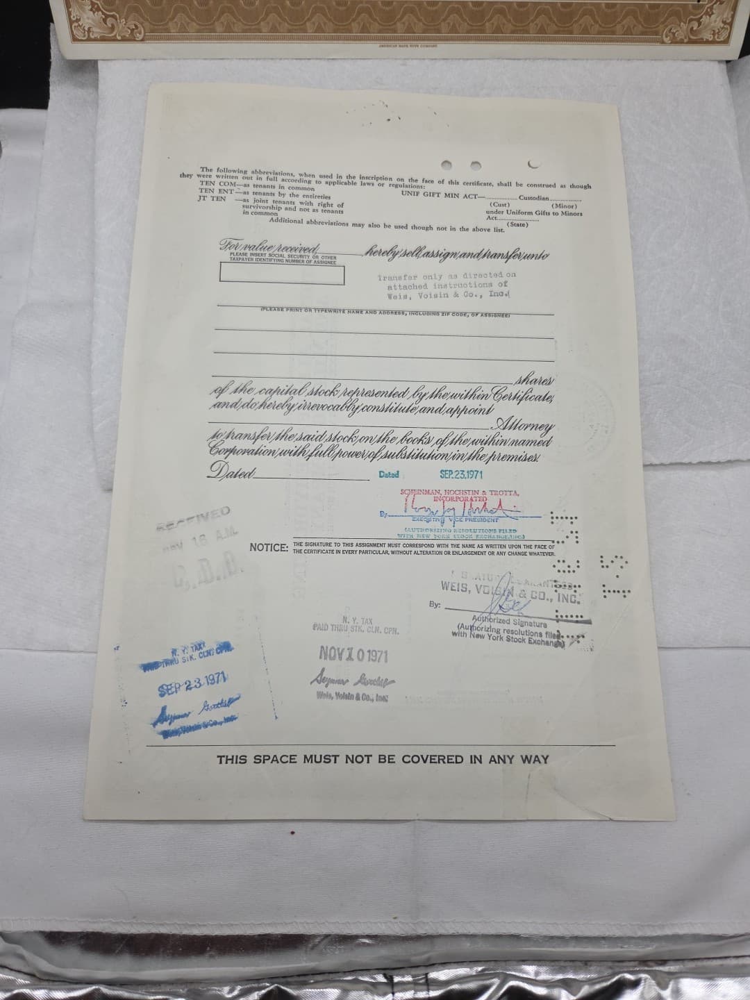 National Alfalfa Dehydrating And Milling Co. 2 Stock Certificates  Shares 4