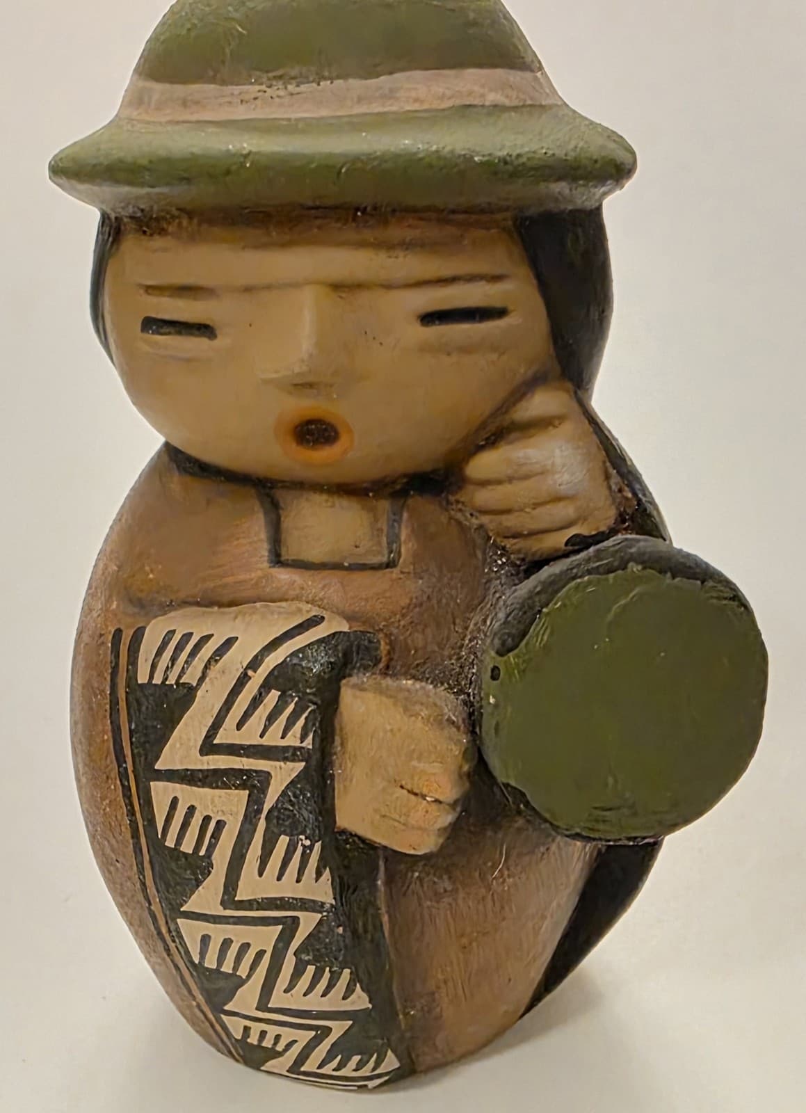 Peruvian Terra Cotta Figurine 4.5" Tall 2