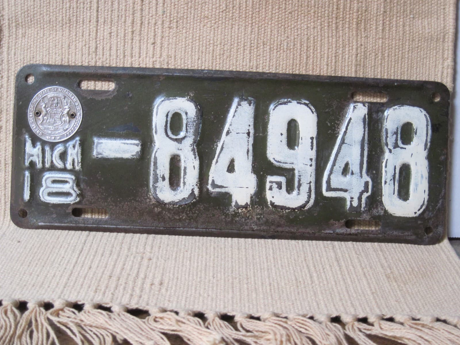 Vintage 1918 Michigan Touched up license Plate with Original Seal. 2