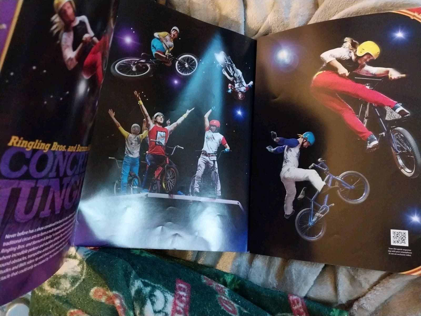 2015 Ringling Bros Barnum & Bailey Circus Extreme Xtreme BOOK PROGRAM Feld RARE! 3