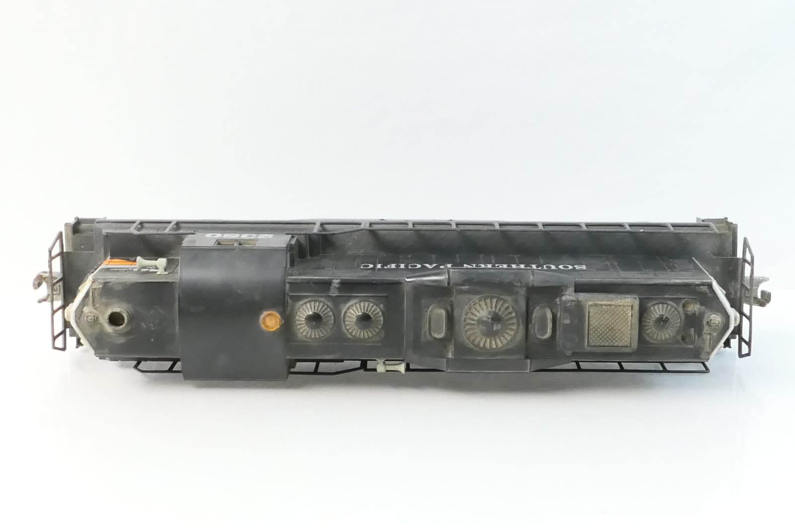 Lionel 6-18562 O  Locomotive Southern Pacific 2380 EMD GP-9 COMMAND Equipped 5