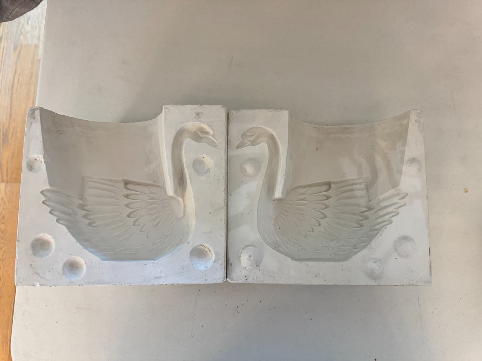 VINTAGE EMMA'S CERAMIC MOLD #3005 SWAN PLANTER 2