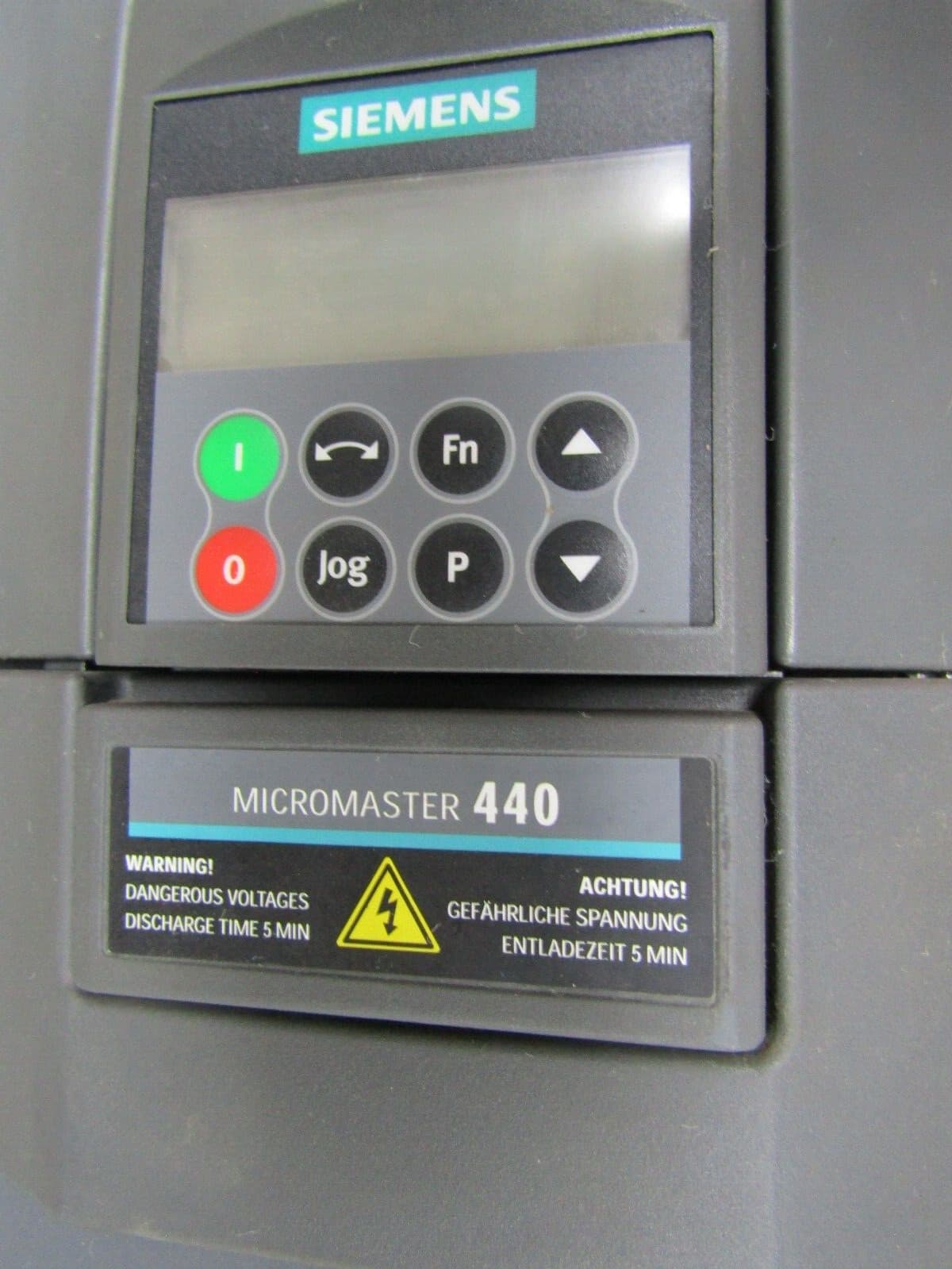 🔥SIEMENS MICROMASTER 440 22KW DRIVE WITH KEYPAD 6SE6440-2UD32-2DA1 5