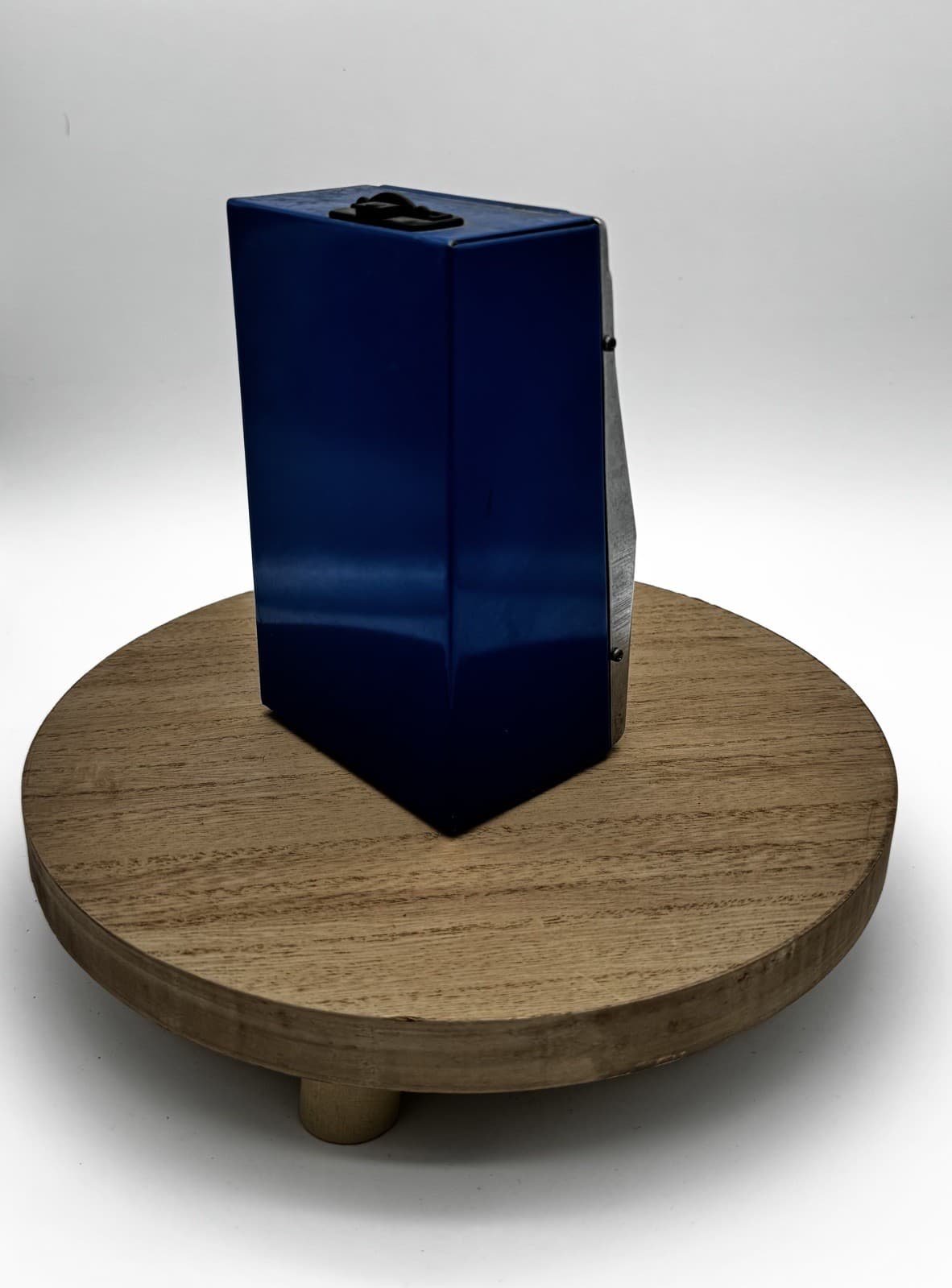 Vintage Waco Casino Prince Slot Machine 1970's BLUE Works **UNKOWN COINS INSIDE* 2