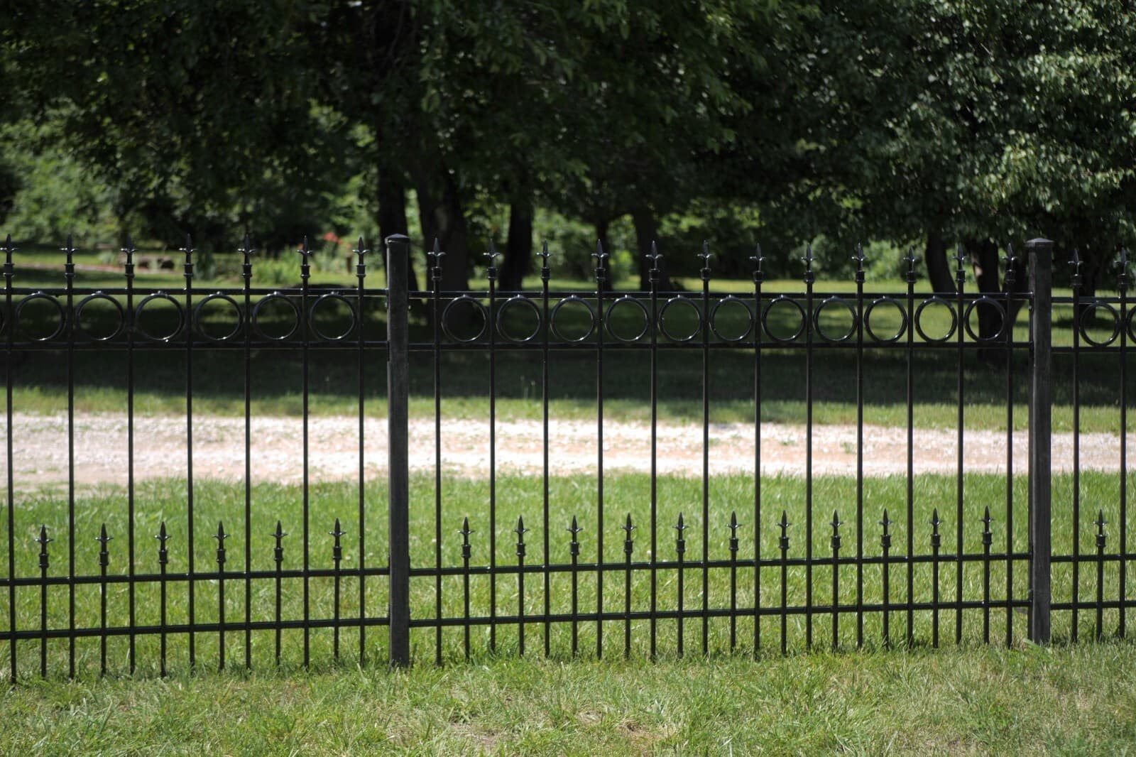 Solid Wrought Iron Fence Panels with 6" Rings with 18" sub-pic: Delivery below 4