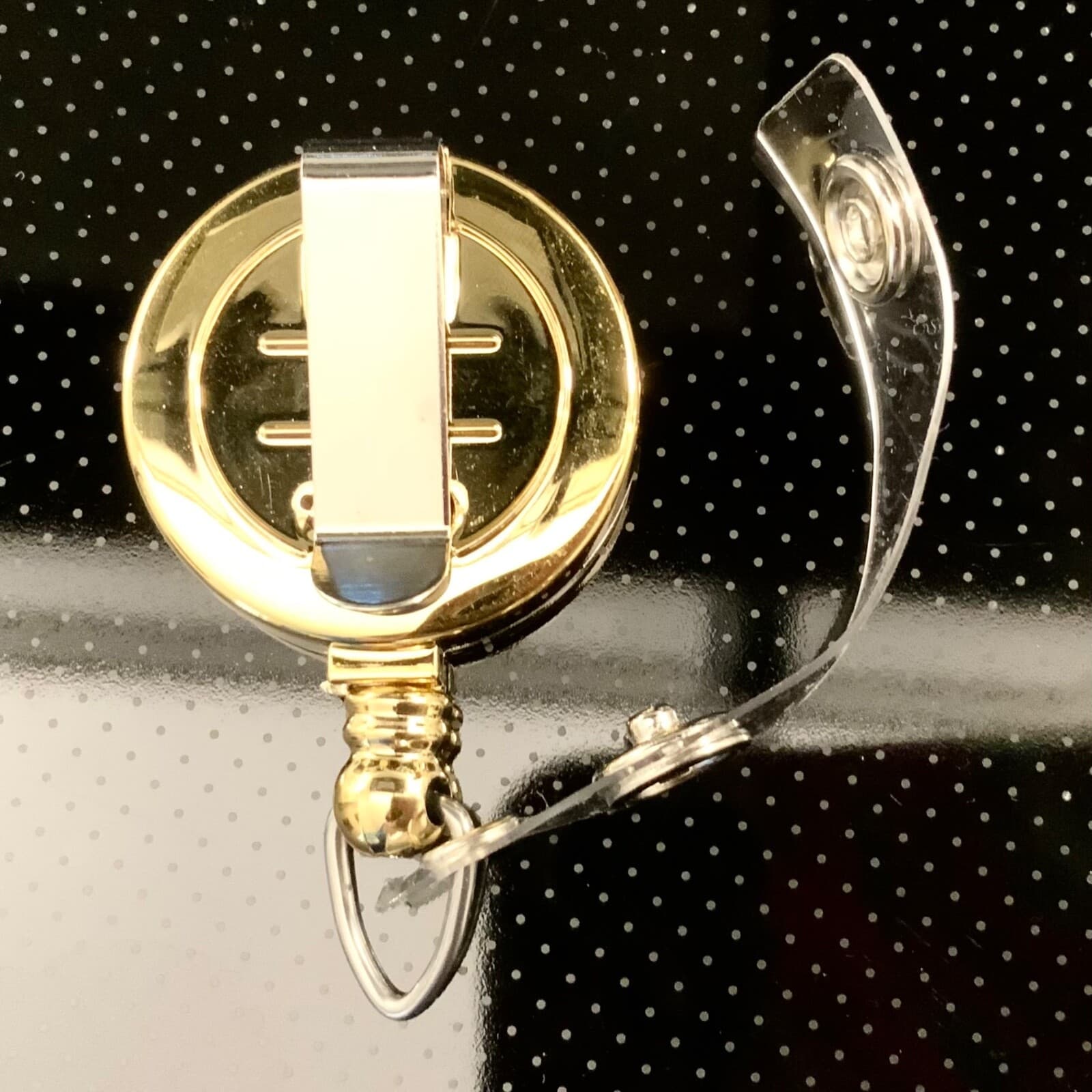 United States Secret Service ID Holder Gold Logo on ID Reel 3