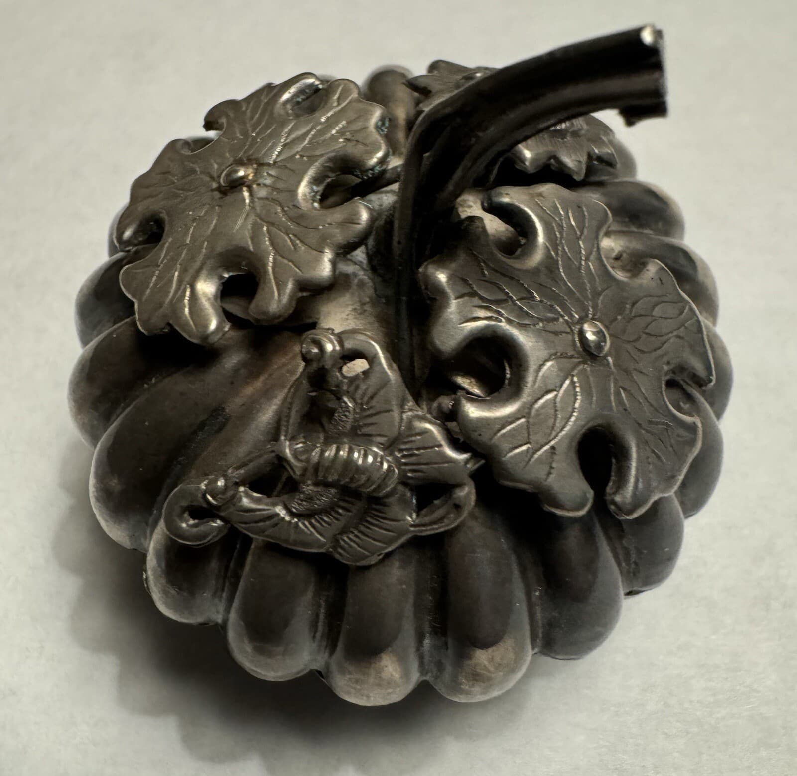 Antique Estate Chinese Sterling Intricate Pumpkin Shape Trinket Box Signed