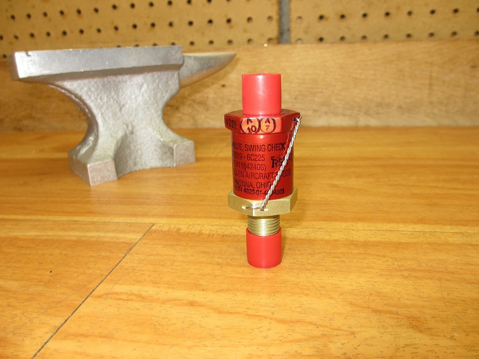 Allen Aircraft 82829-6C225 *NEW OLD STK* Swing Check Valve NSN-01-412-4003