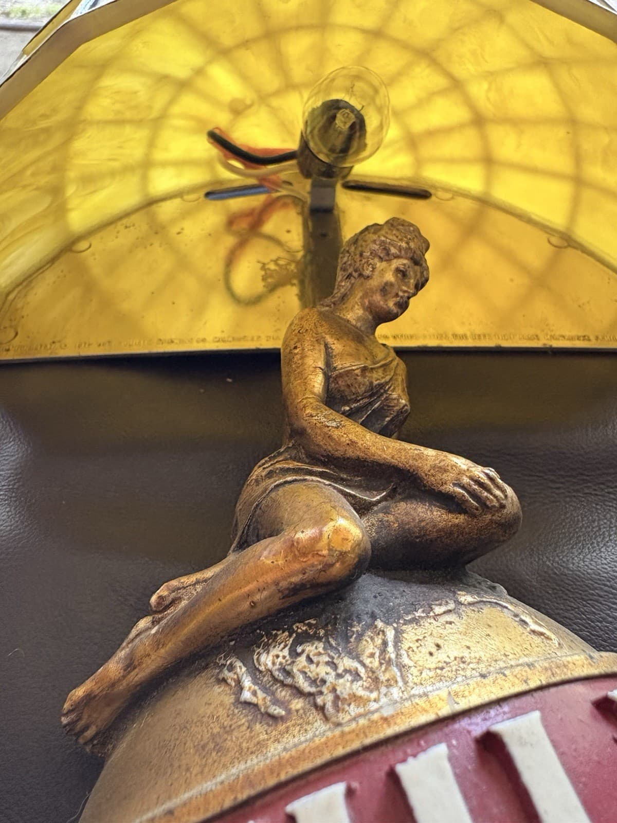 Vintage 1970s Schlitz On Tap Lighted Sign W/Girl Sitting On Top Of World Globe 6