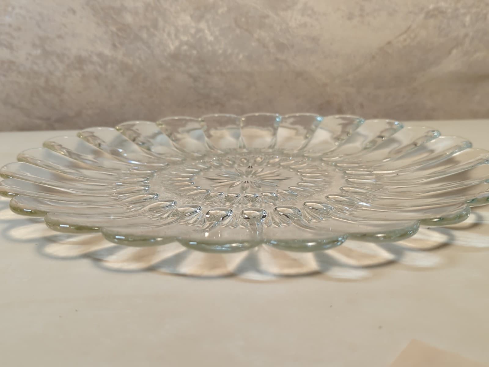 Vtg Mid Century Round Platter Cake Plate Starburst Scalloped Teardrop 11.5" 5