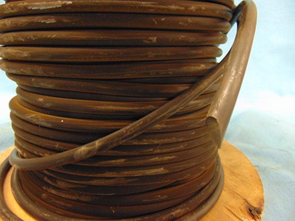 SOLID RUBBER CORD DIAM: 3/8 IN. LENGTH: 300' 3