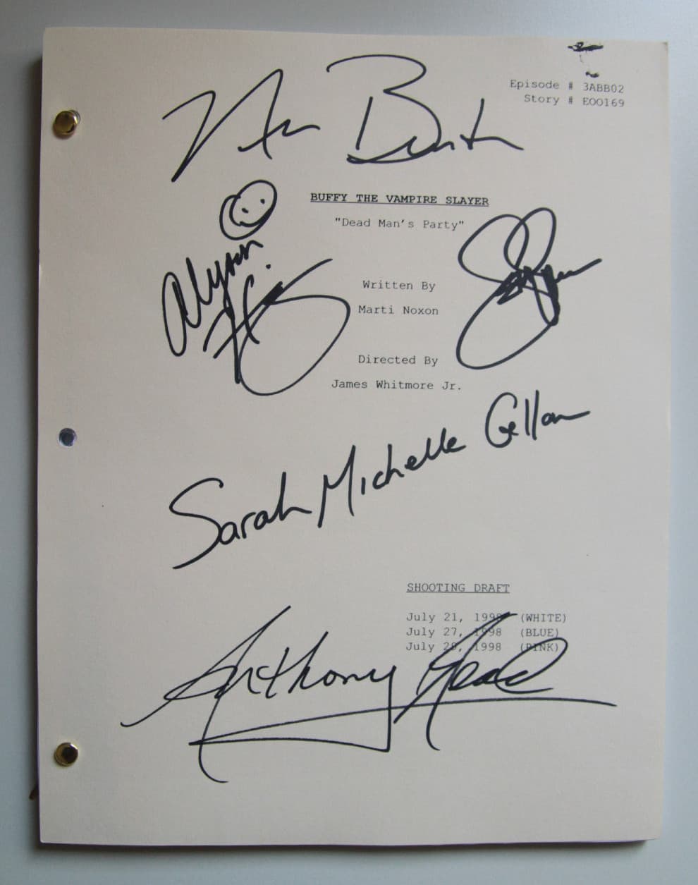 BUFFY THE VAMPIRE SLAYER full cast autographed script GELLAR HANNIGAN SMG