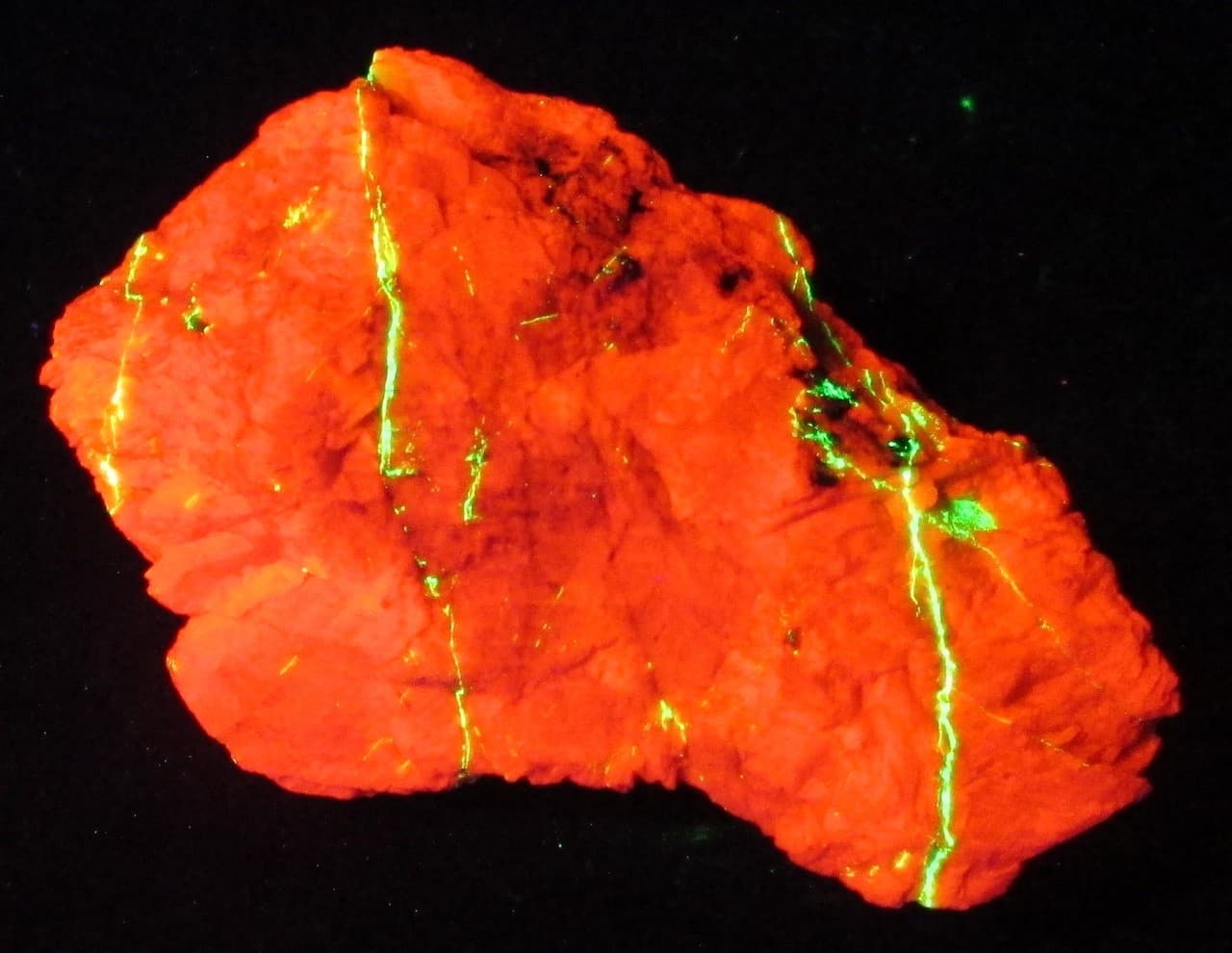 Big Afterglow Willemite Veins Calcite Fluorescent Mineral Sterling Hill NJ