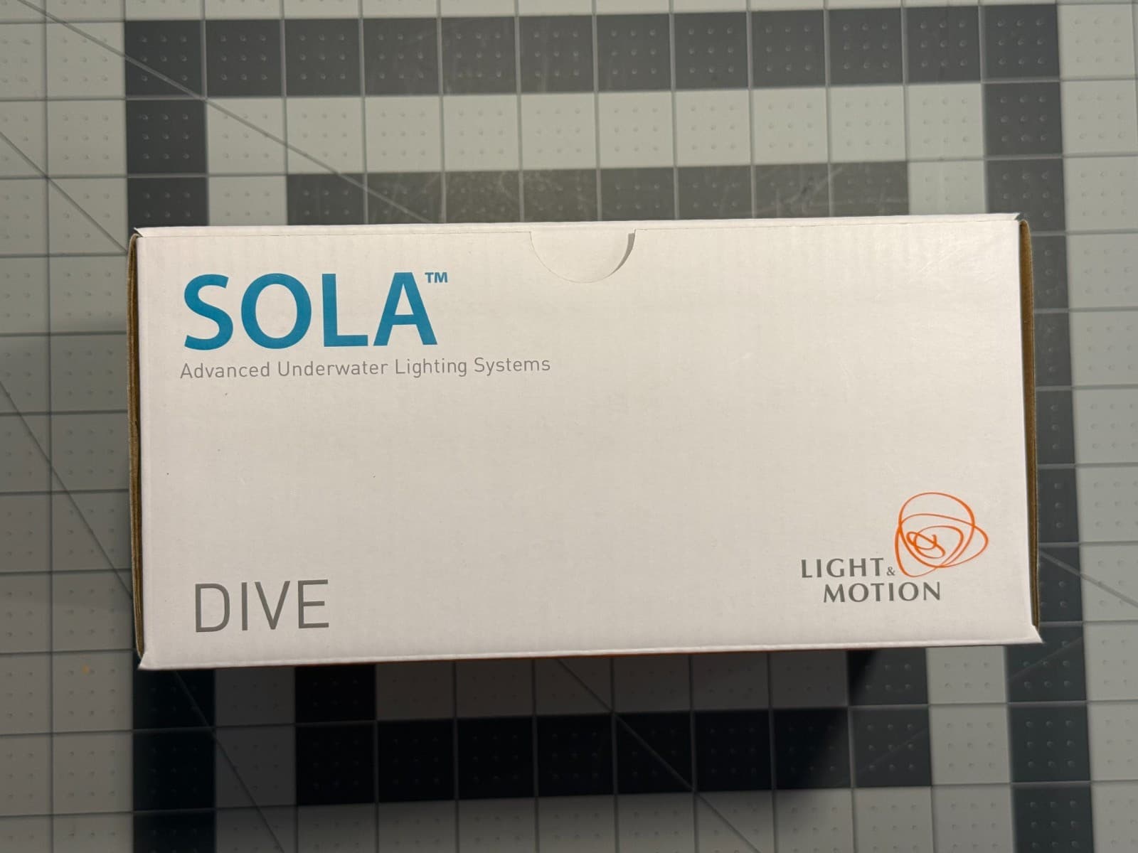 Light and Motion Sola Dive 2500 2