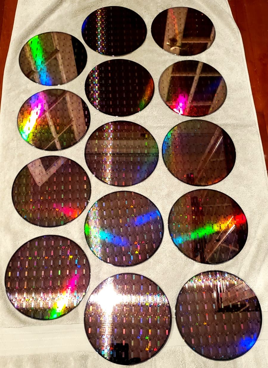 14 PC Lot Semiconductor COPPER Coated Silicon  IC Chips  8" 200mm Wafers # CU 5