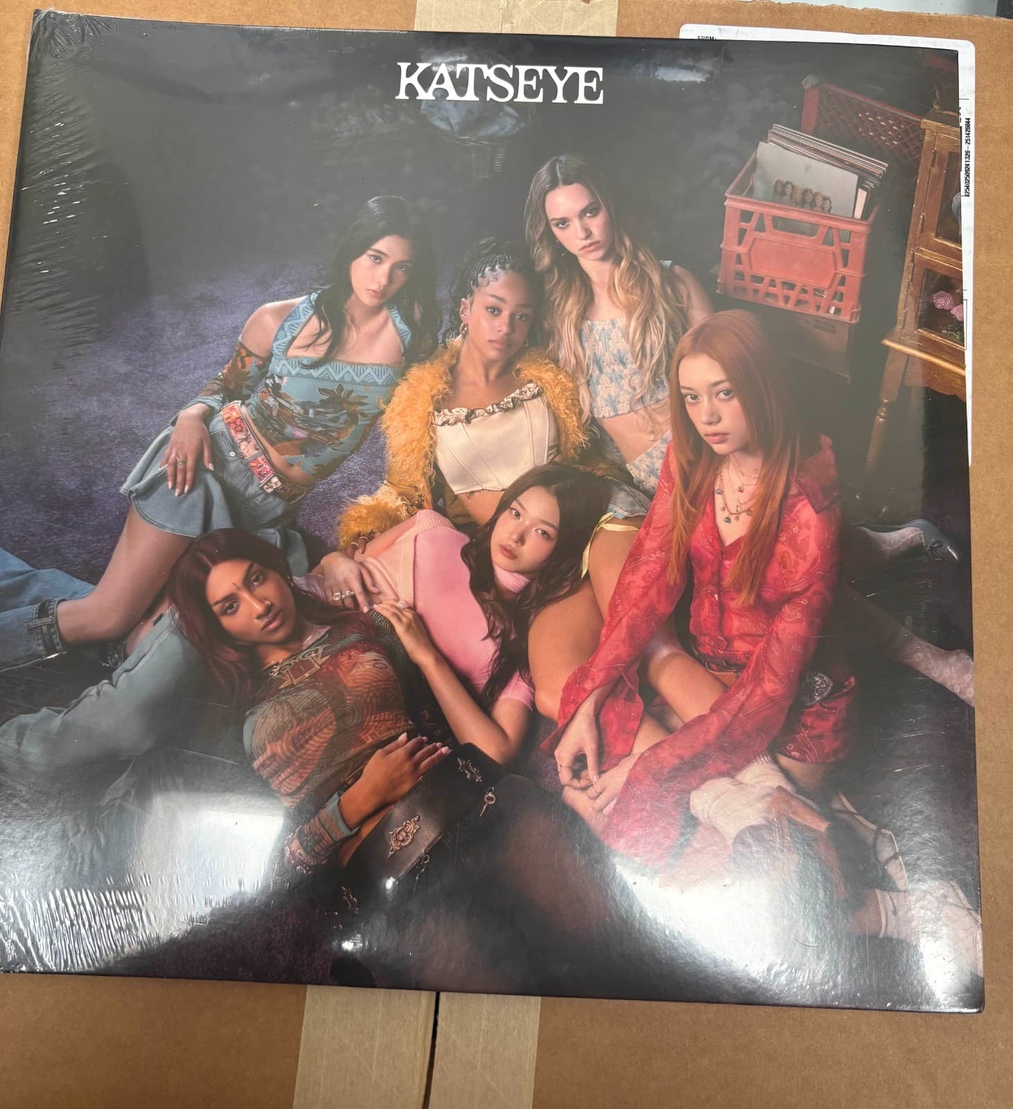 KATSEYE - "SIS (SOFT IS STRONG)" - VINYL Signed! 3