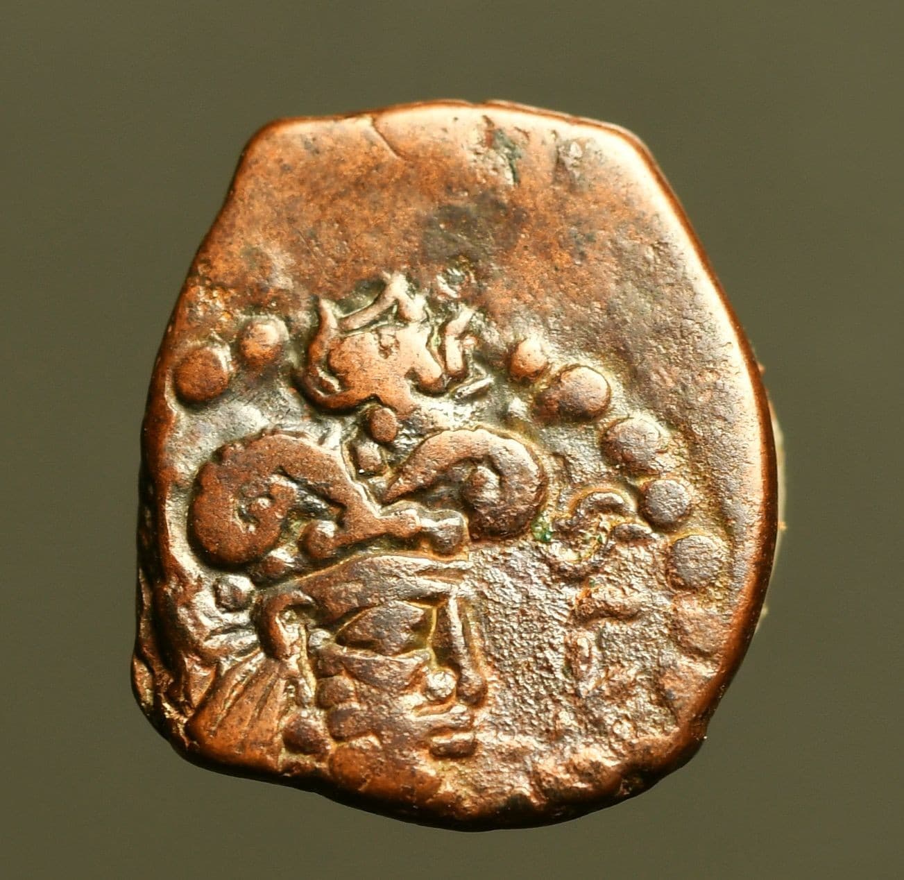 H19-59    KIDARITES,  Kushano-Sassanian style AE,   Varahranan  circa 356-379AD