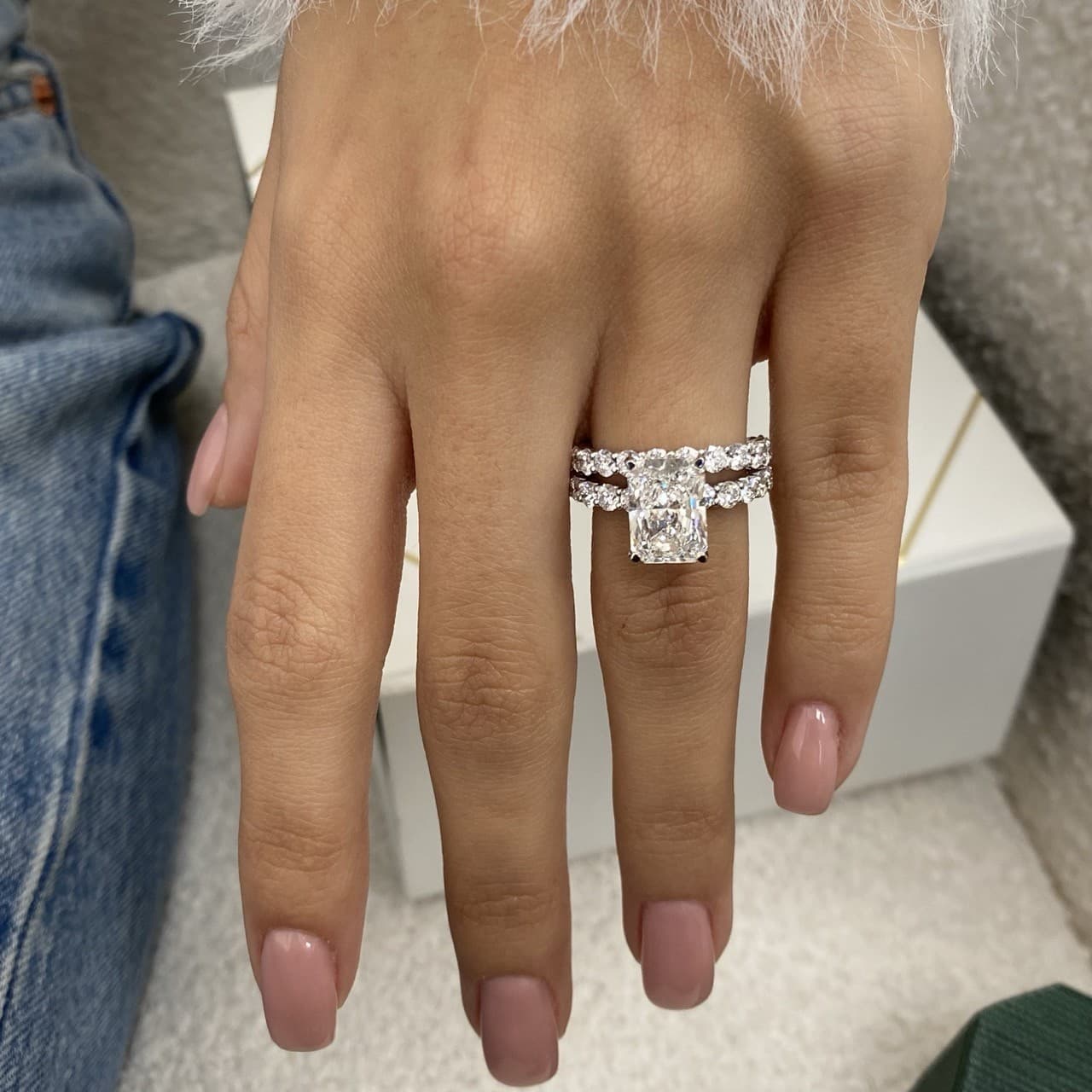 Diamond Ring Set Radiant VS1 F IGI Certified 5.8CT Labcreated 18K White Gold Set 4