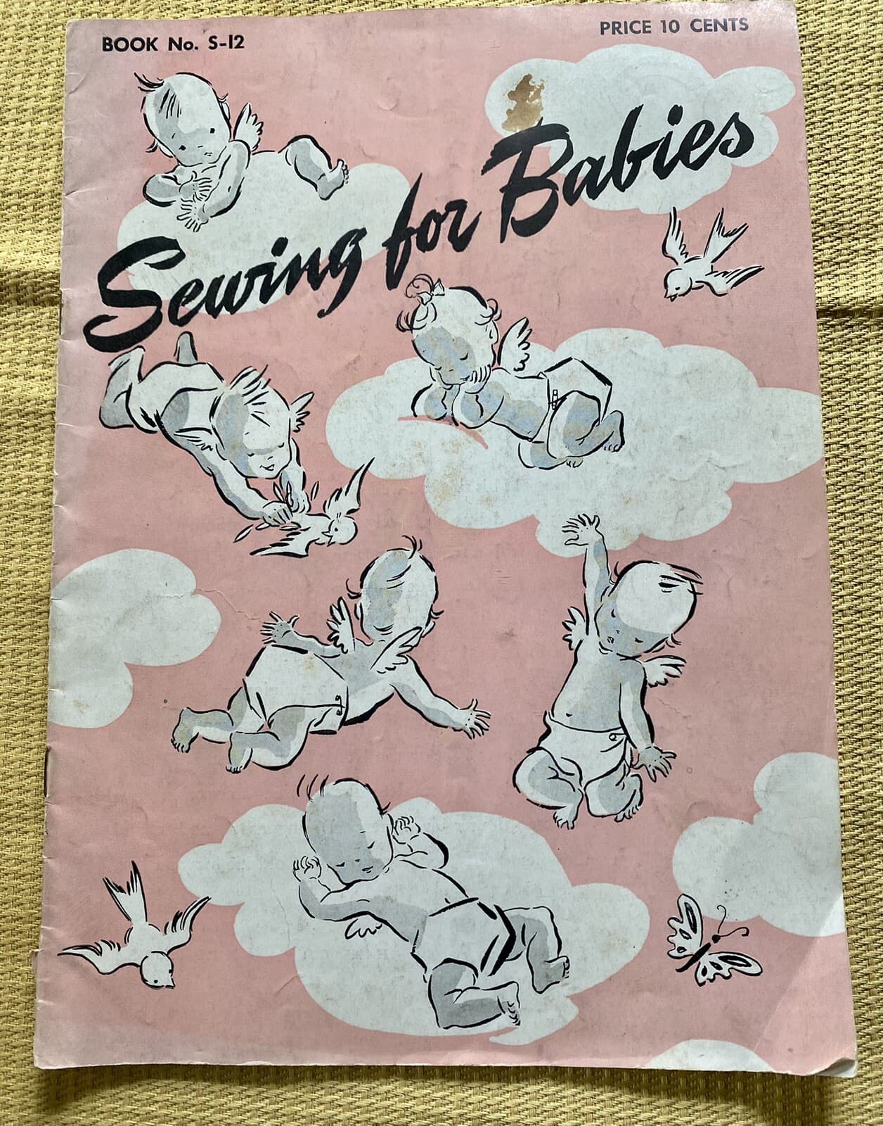 1943 Sewing for Babies Book No. S-12 Spool Cotton Co. Shirts Gowns Bibs Caps 