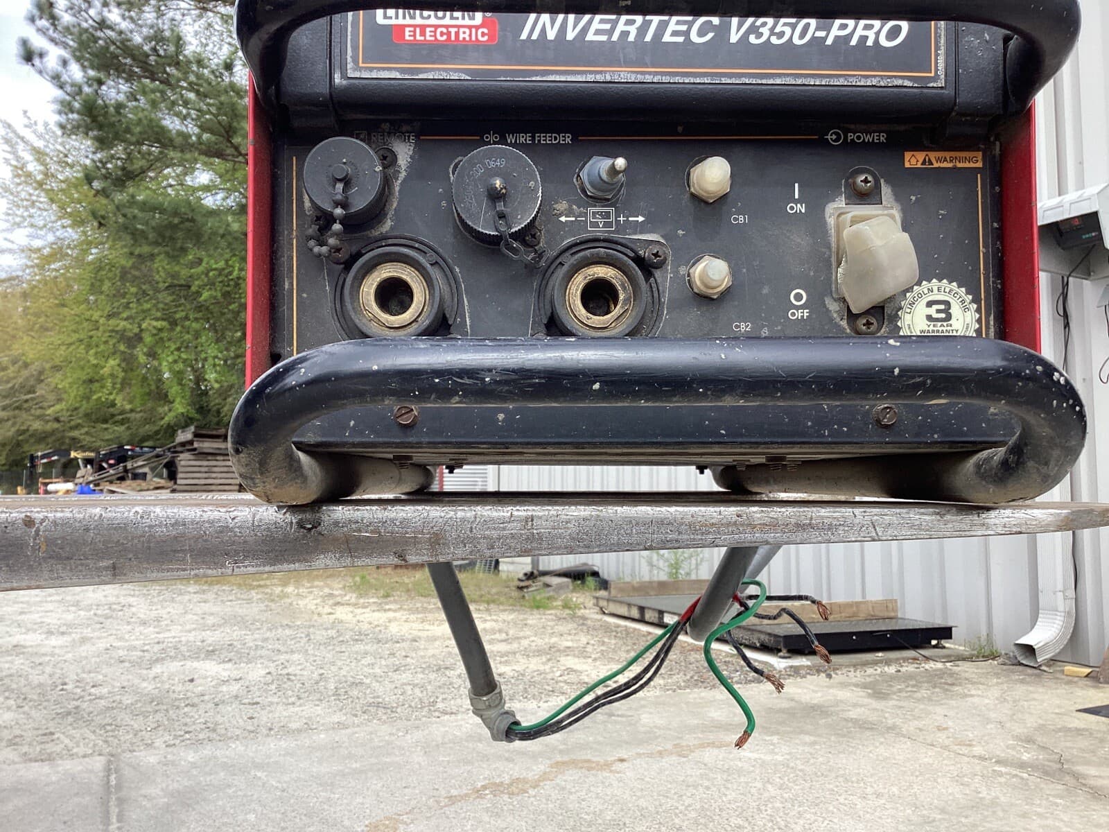 Lincoln Electric Invertec V350-pro Welder 3