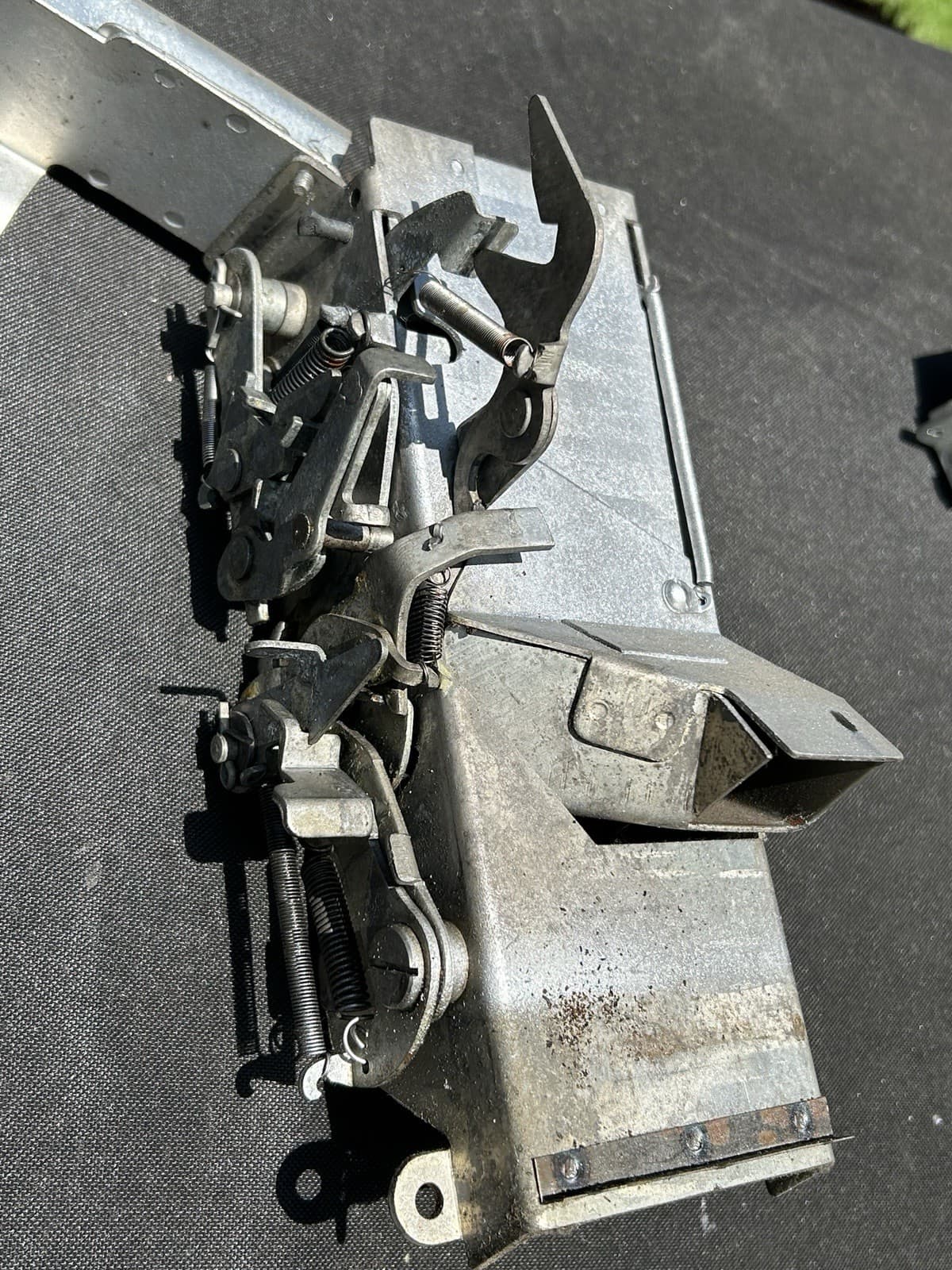 MILLS JACKPOT  1c/10c 5/25 CENT WITH TRIP LEVER FOR POST WAR MACHINES 3