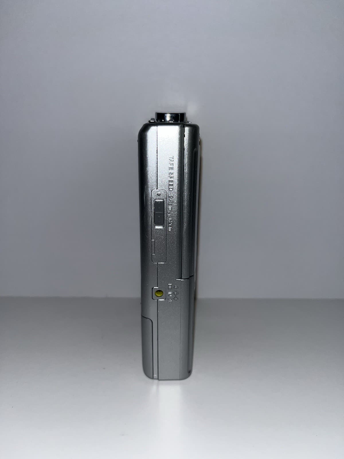 Sony M-455 Microcassette Voice Recorder with Tapes Tested 6