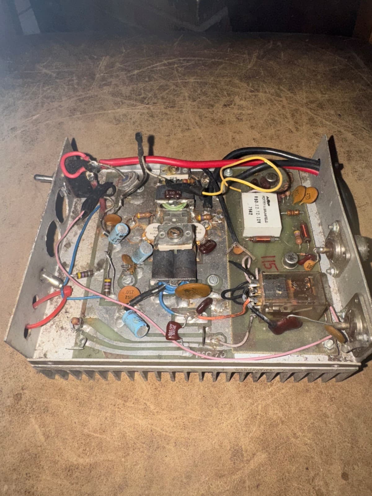 Linear Amplifier power watt RF ham radio preamp Transistor pills meter fan parts 2