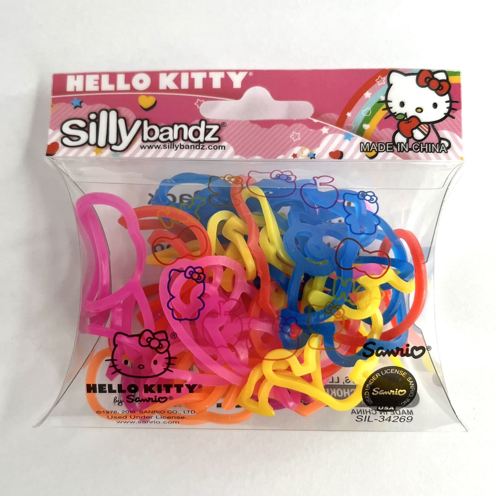 Sillybandz Hello Kitty Sanrio 24 Pack Shaped Silicone Bracelets NEW