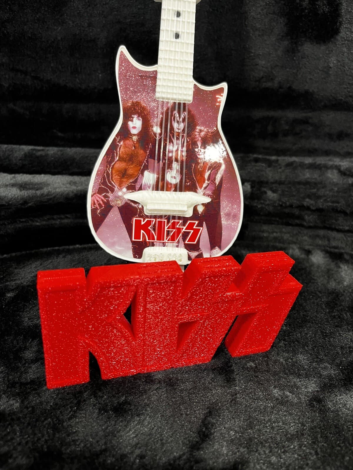KISS mini TOY GUITAR 3