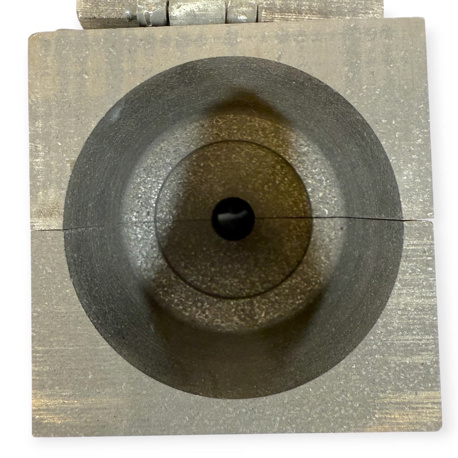 Erico Cadweld LLCEG2Q Graphite Mold for Welding Cable to Lug or Busbar #150 W/M 6