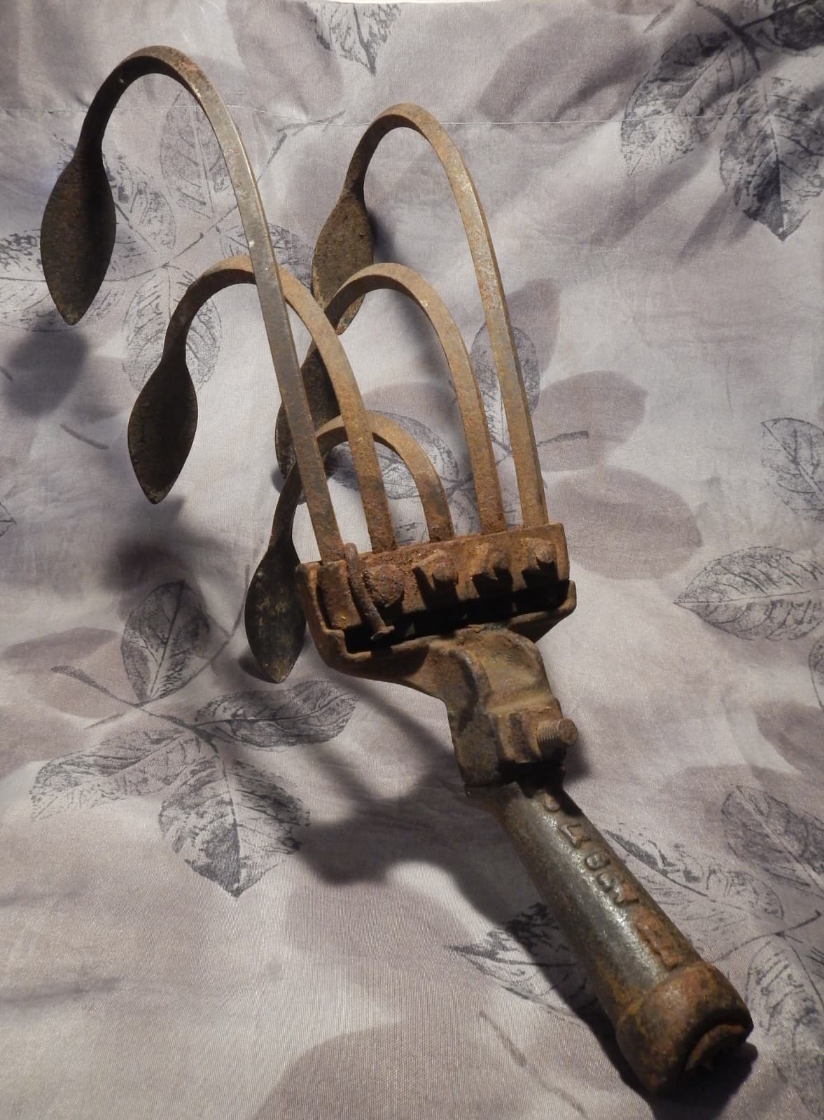 primitive vintage Iron Cultivator Head - 5 tine authentic rustic garden tool 5
