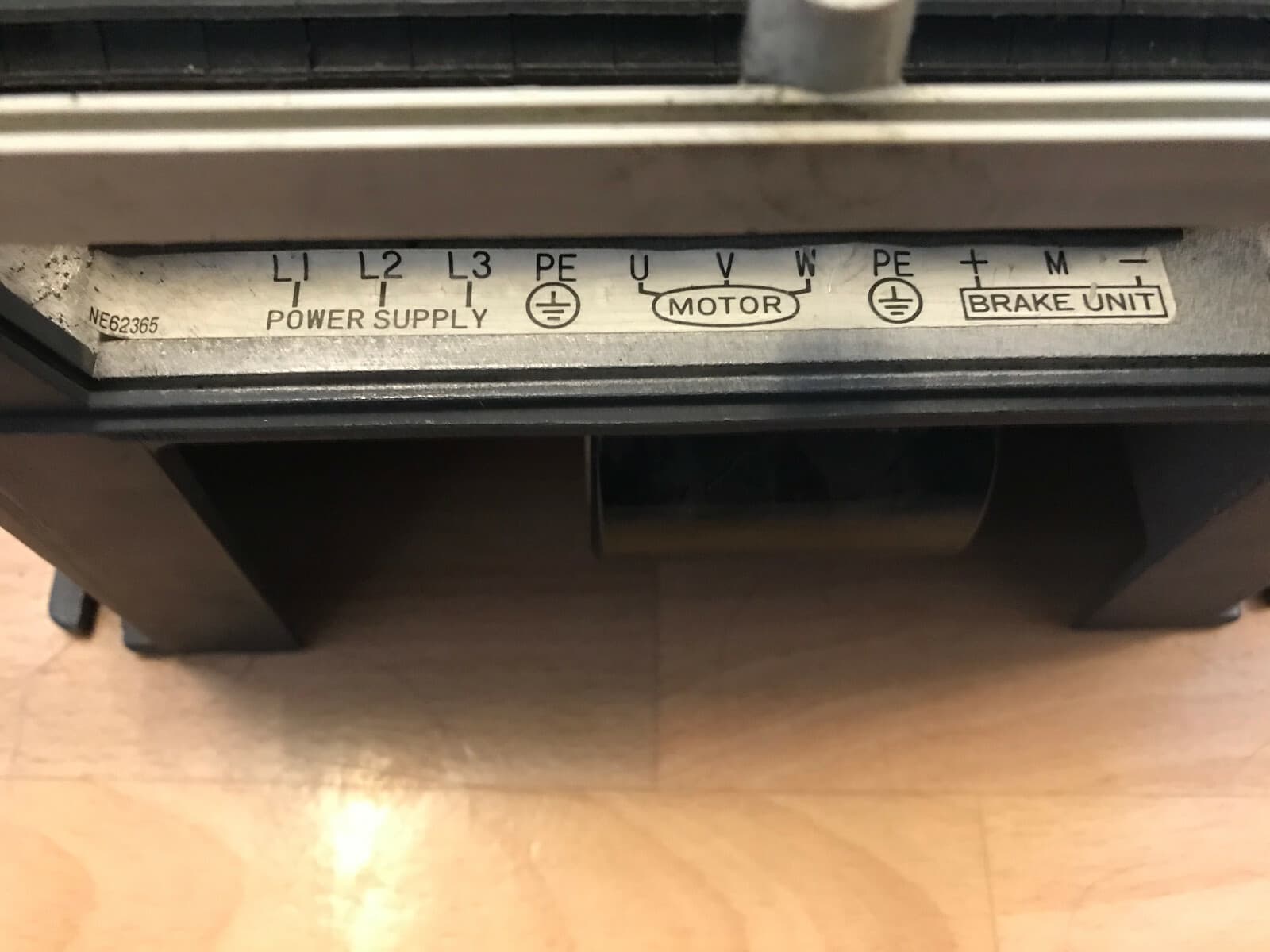 Hitachi Hfc-VWS S3A / INVERTER / Type: 5HF3EH / 8,6A,4KW / Good Condition 2