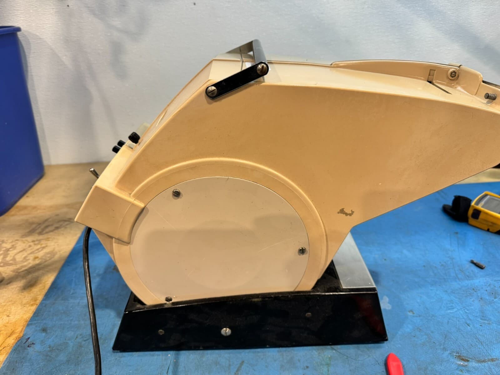 Titmus Optical Vision Tester OV-7M, Tested for power only, Read Description 6