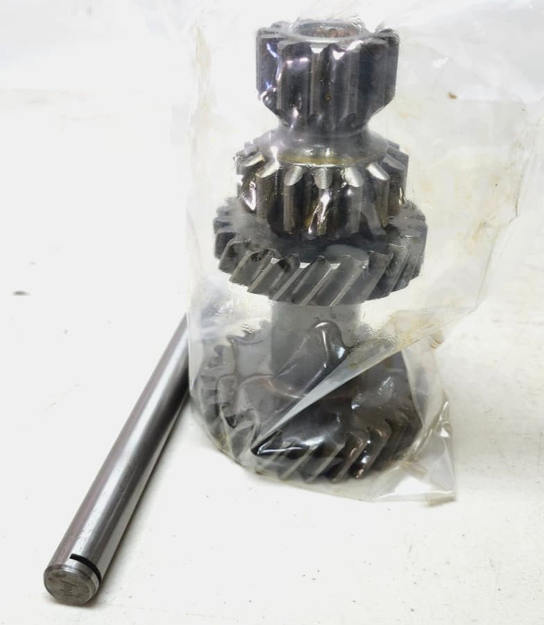 Ford GPW, Willys MB, early CJ2A (A739) Warner T84 cluster countershaft gear