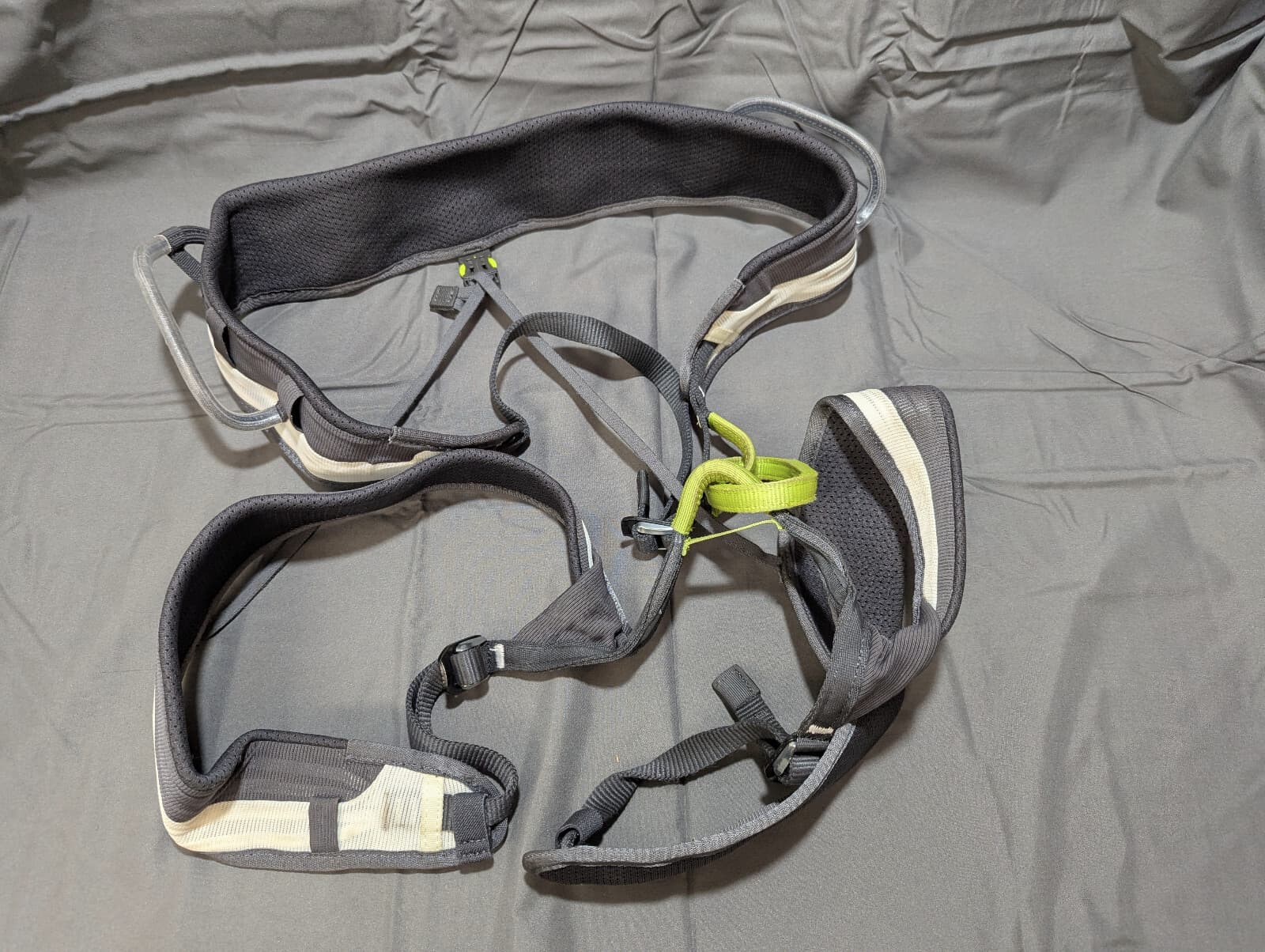 Edelrid Gambit Climbing Harness Size Large Excellent condition 2