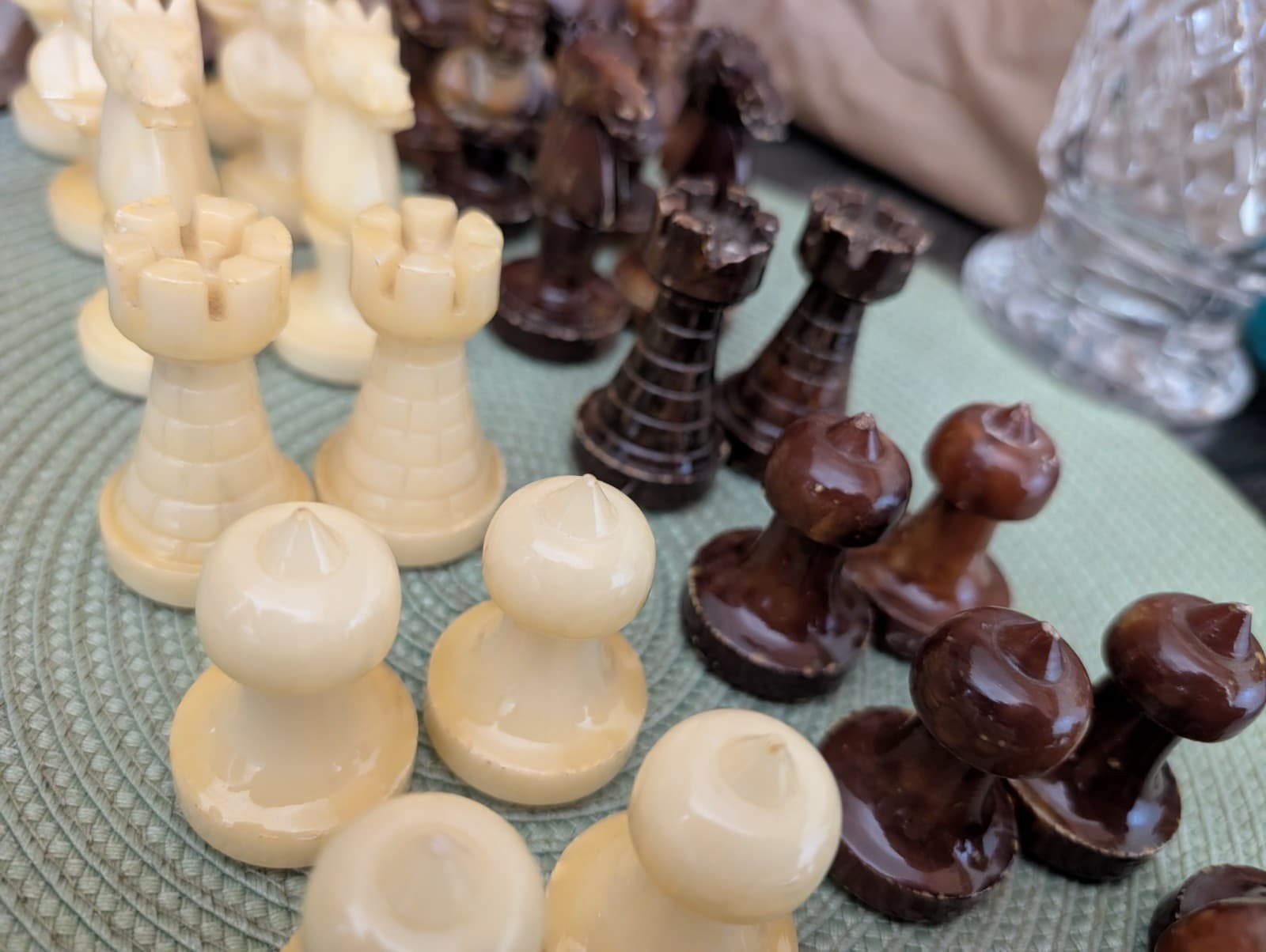 Vintage Alabaster Chess Pieces Brown and White. Perplexity Says Made In Italy 5
