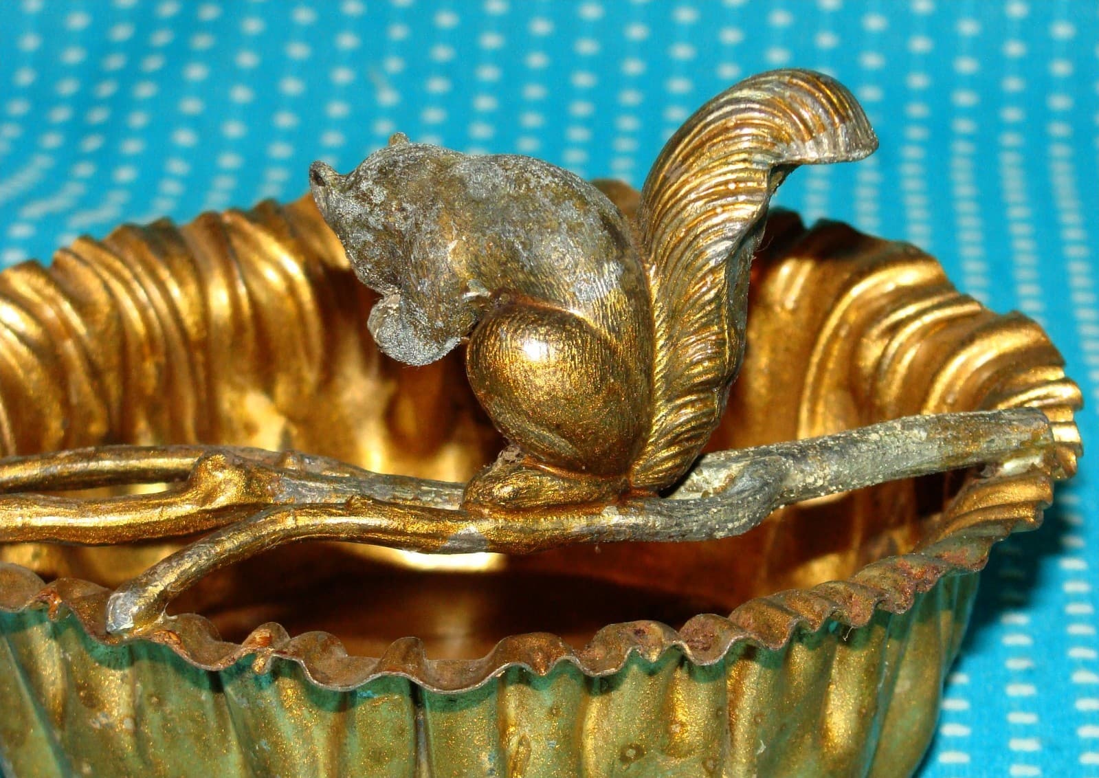 Vtg Antique Quadruple Silverplate Squirrel Branch Nut Bowl Crinkle Edges Empire 5