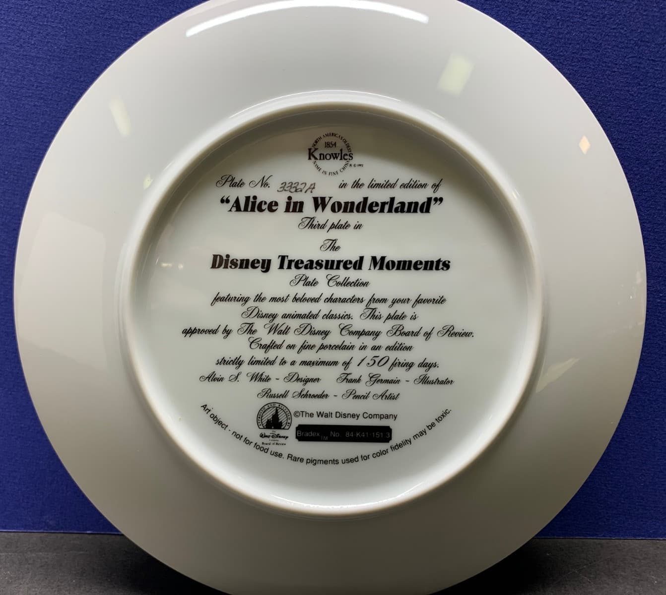 KNOWLES ALICE IN WONDERLAND PLATE - DISNEY TREASURED MOMENTS COLLECTION - NEW! 2