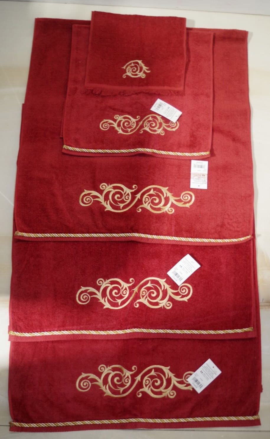 #200 - NWT Avanti Towel Set - 5 PC LOT - Catherine - Gold Embroidery & Rope 5