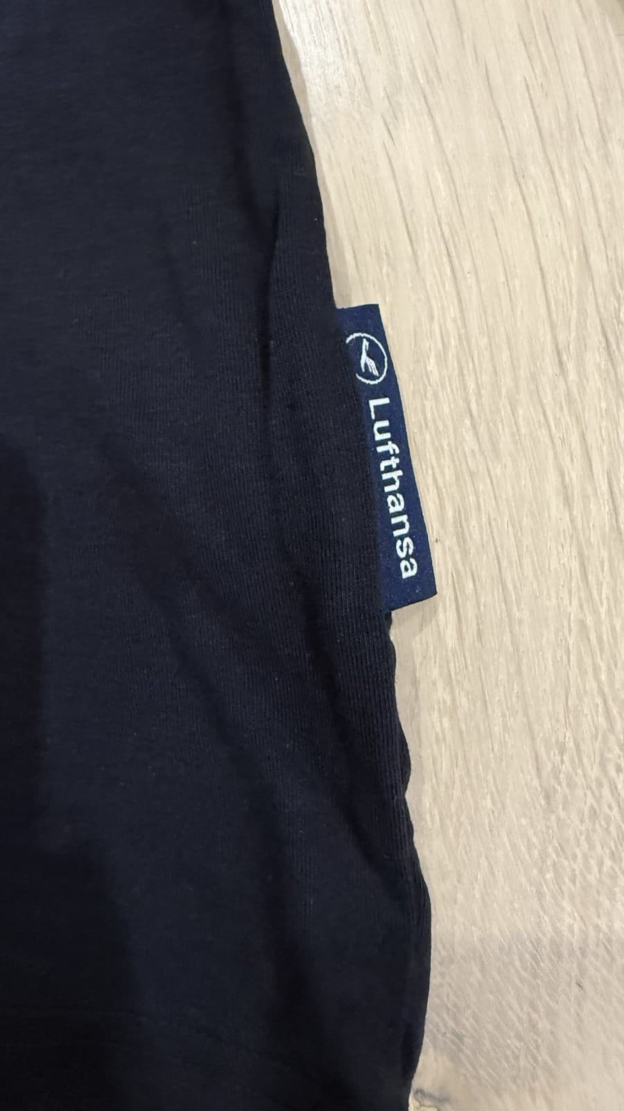 NEW Lufthansa First Class Porsche Design Van Laack Men Black Pajama Top Size M 4