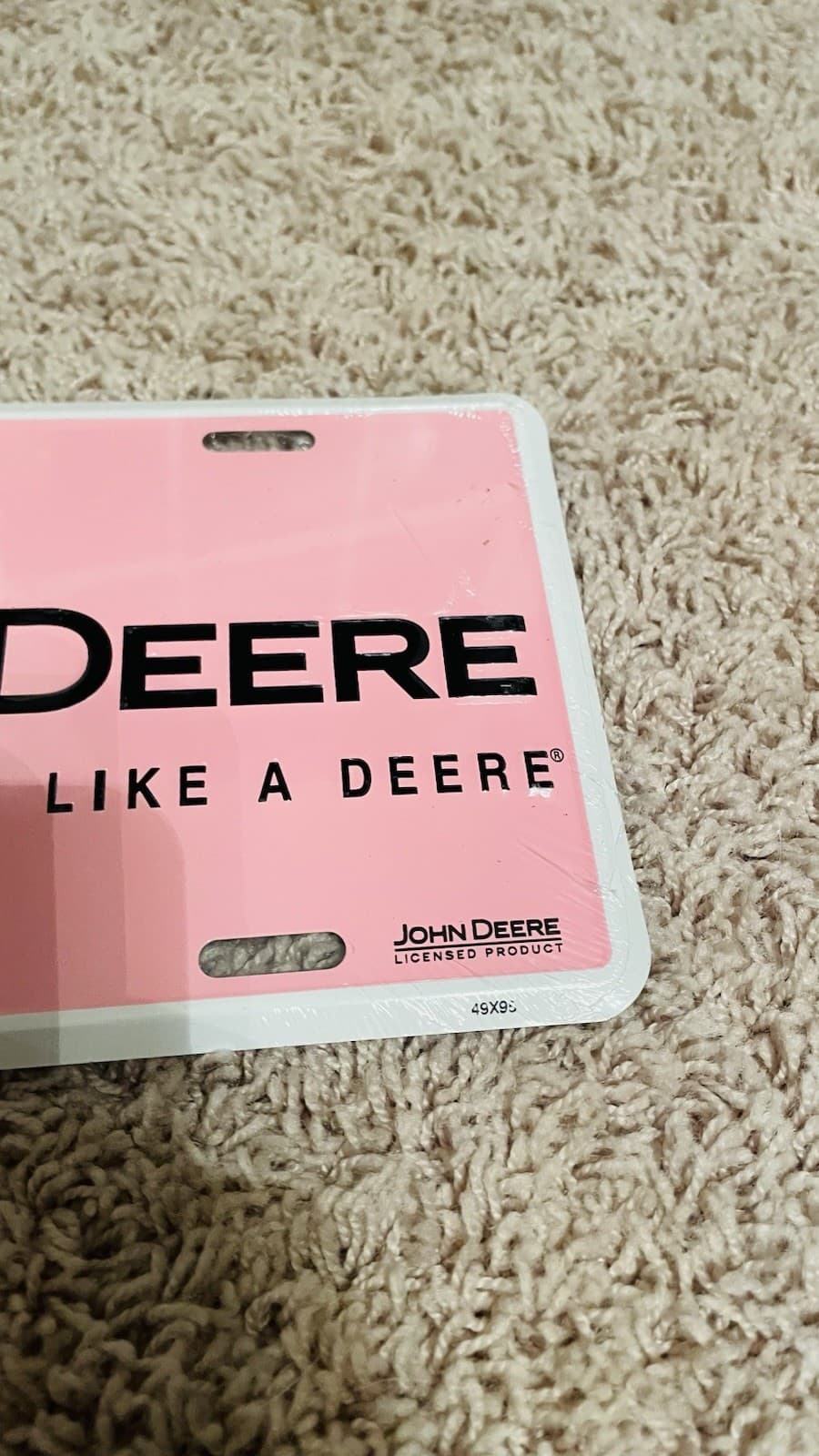 John Deere Embossed License Plate - Nothing Runs Like A Deere - Pink *NEW* 4