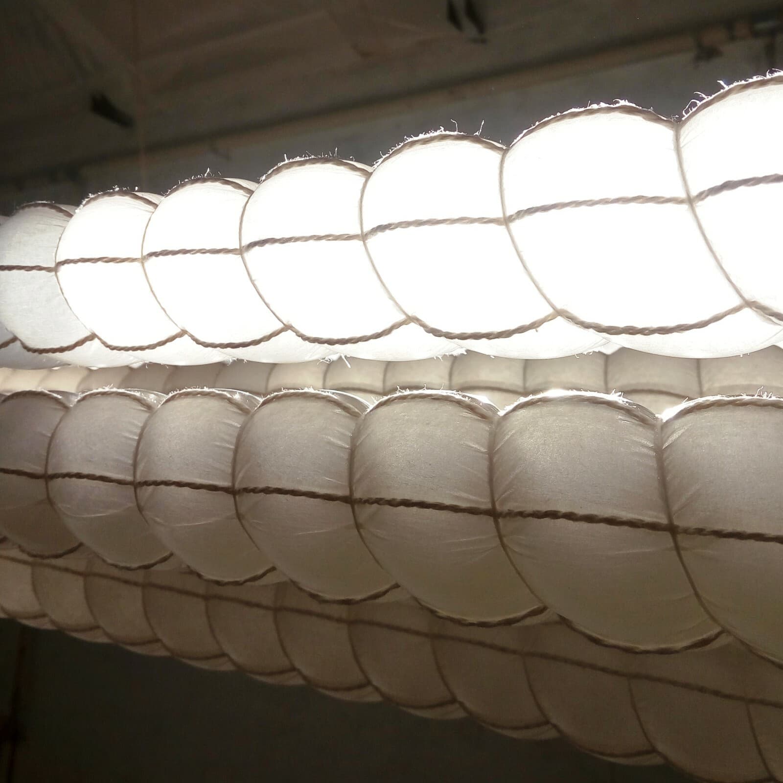 Salami or Summer Sausage Casings, 32m Fibrous reel in a SPIRAL Net of 6 Cells 4