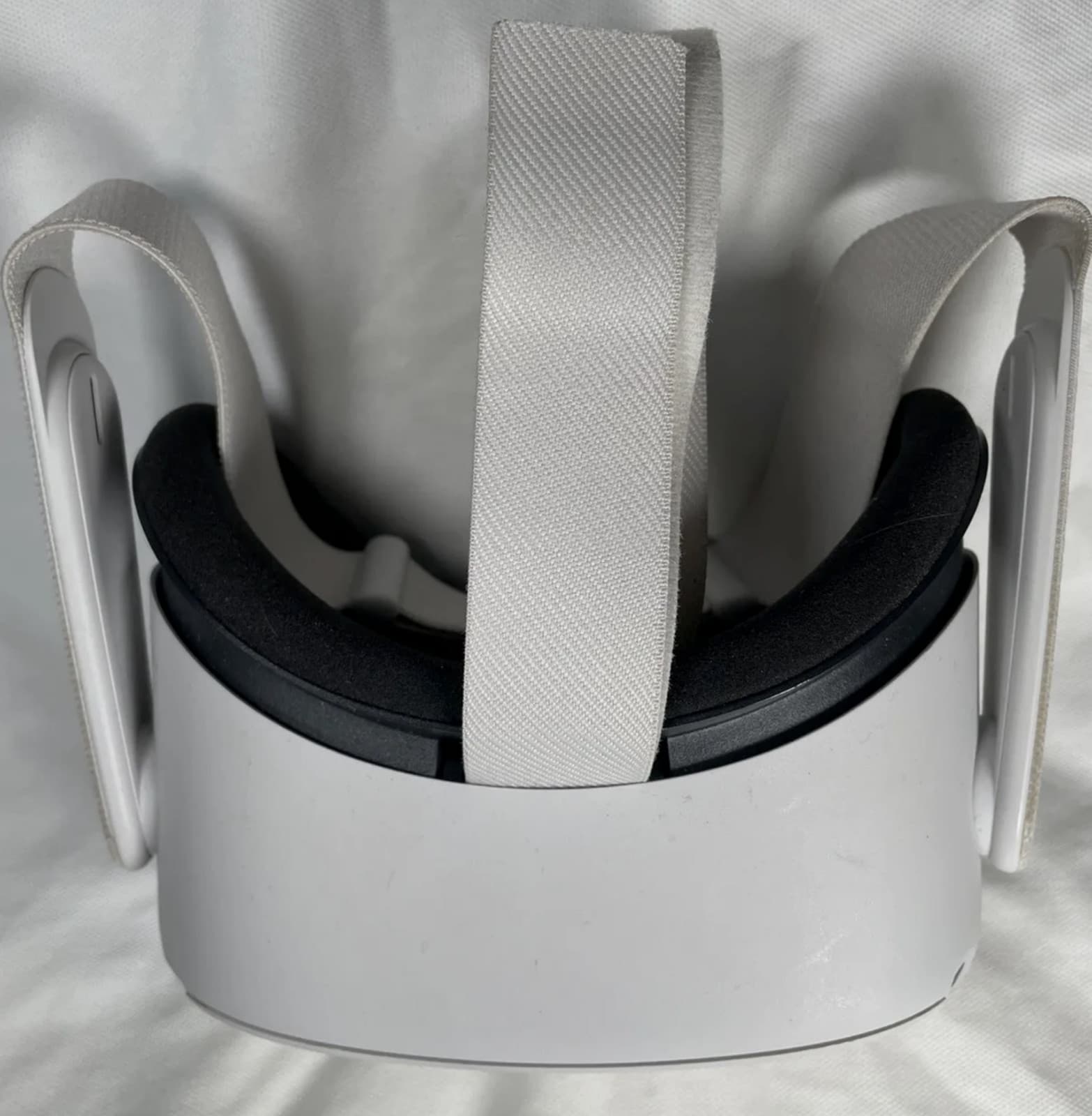 Oculus Meta Quest 2 256GB VR Headset - White Headset ONLY No Controllers