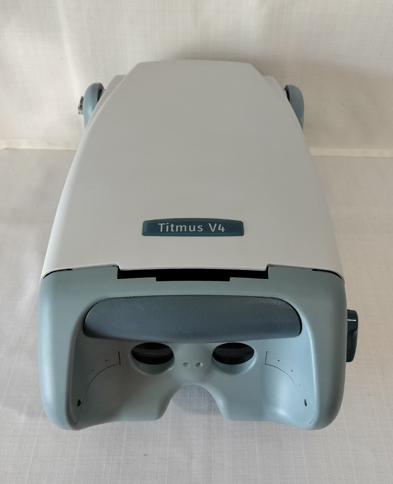 Honeywell Titmus V4 Vision Screener With control 5